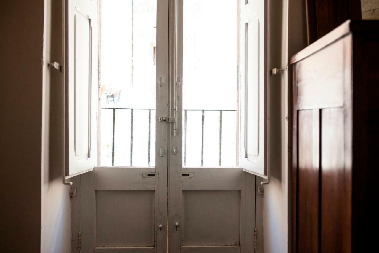 Explore The Historic City On Foot From An Old Town House Lecce Exteriér fotografie